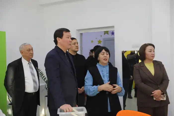 В Актюбинской области реновируют и модернизируют старые школы (7)