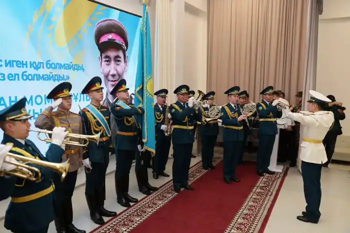 Патриотизм начинается со школы: Национальная гвардия и столичная школа объединились ради памяти героя (3)