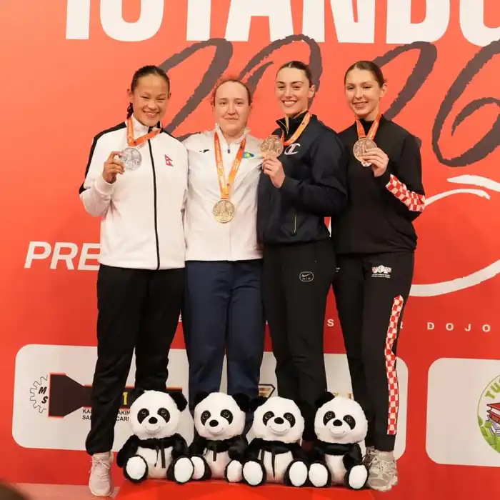 Сборная Казахстана по каратэ занимает 3-е место в общекомандном зачёте на турнире Премьер-лиги в Стамбуле {city2}