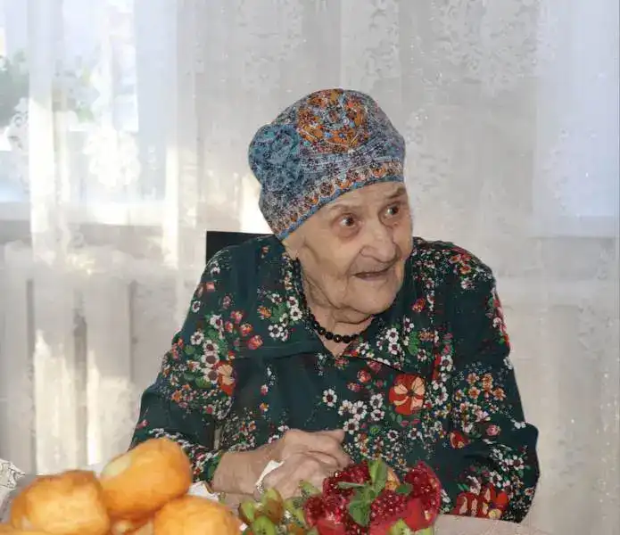Единственная ветеран ВОВ из Осакаровского района отмечает 102-й день рождения (3)