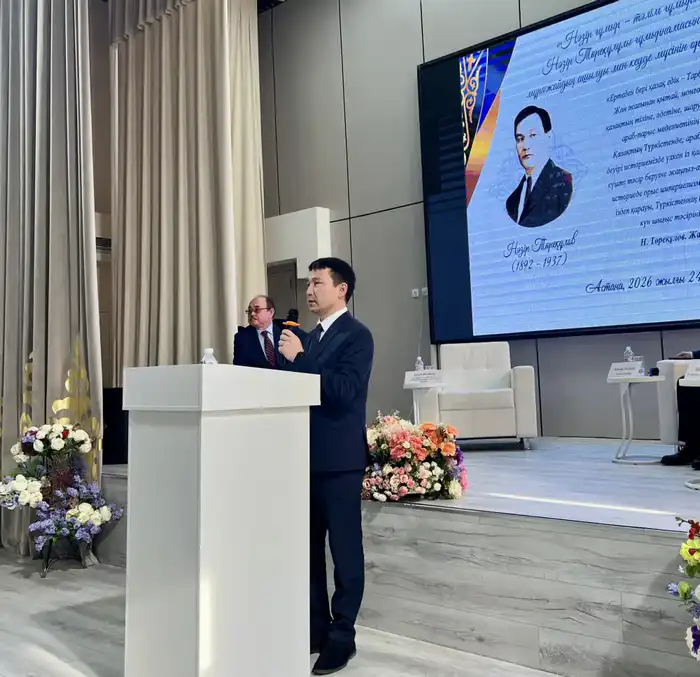 В Астане воздвигли памятник памяти — дипломатическая звезда Назира Торекулова засияла вновь {city2}