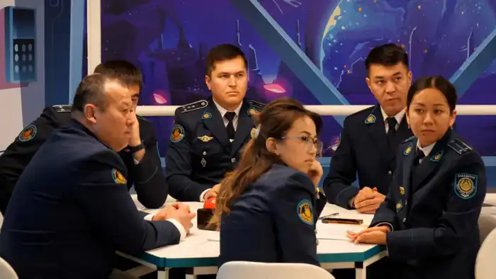 Интеллектуальную игру по обеспечению правопорядка провели среди столичных школьников (7)