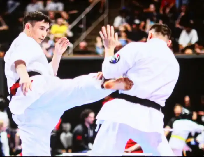 Десантник с черным поясом: история о мужестве и выборе (2)