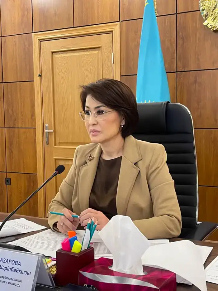 МИНЗДРАВ ПЕРЕВОДИТ ОТЧЕТНОСТЬ ПО ВАКЦИНАЦИИ В ЭЛЕКТРОННЫЙ ФОРМАТ (3)