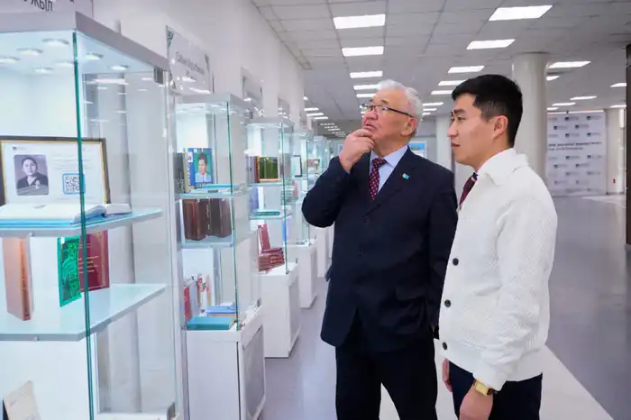 16 личностей, 350 книг: выставка, которая вдохновляет! {city2}