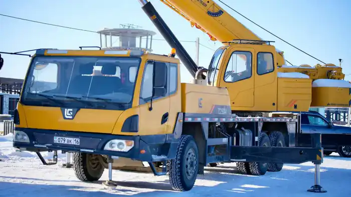 Аким ВКО ознакомился с ходом реализации инфраструктурных проектов в Зайсанском районе (4)