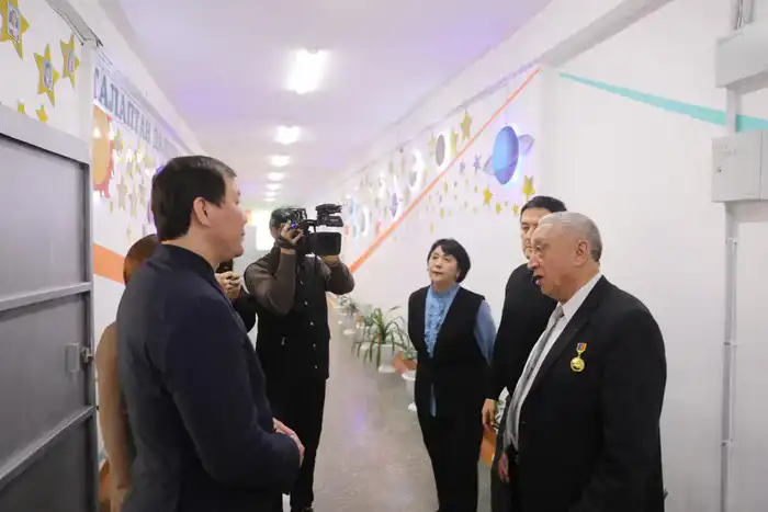 В Актюбинской области реновируют и модернизируют старые школы (3)