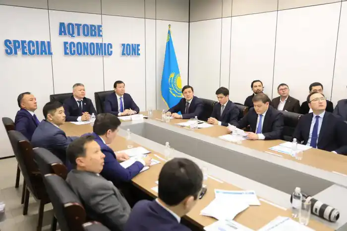 Аким области Асхат Шахаров рассмотрел вопрос развития территории СЭЗ «Актобе» (6)