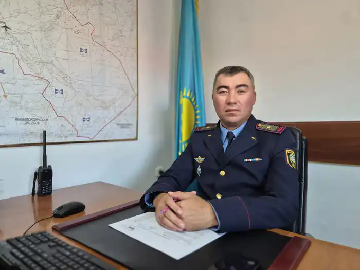 Социальная ответственность и мужество спасателей МЧС в службе защиты граждан {city2}