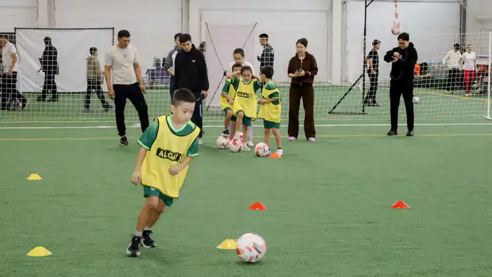 Программа Алға в Карагандинской области внедрение футбольных уроков в начальных классах {city2}