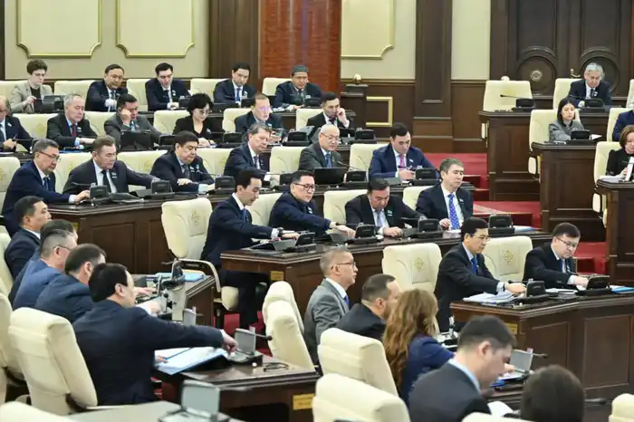 Новые проекты ВИЭ Казахстана и Китая на 2,2 млрд {city2}