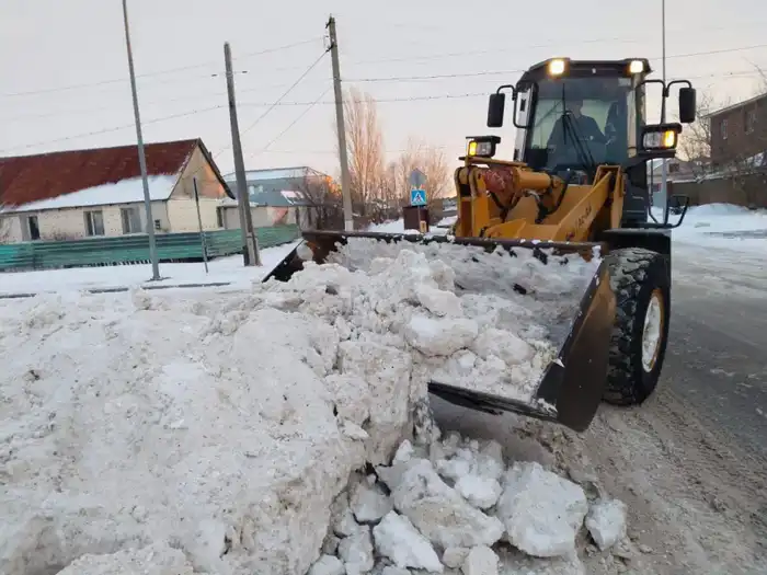 Астана: зима на распродаже — более двух миллионов кубометров снега отправлены в путь {city2}