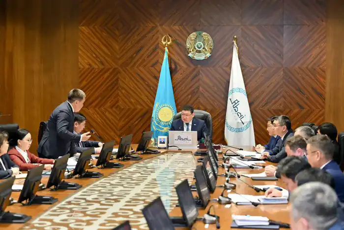 В области Абай ведется строительство 35 социальных объектов (7)