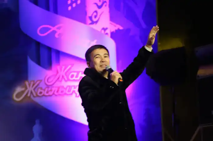 Туристы из Дубая отмечают доброжелательность казахстанцев на новогоднем шоу Алматы (10)