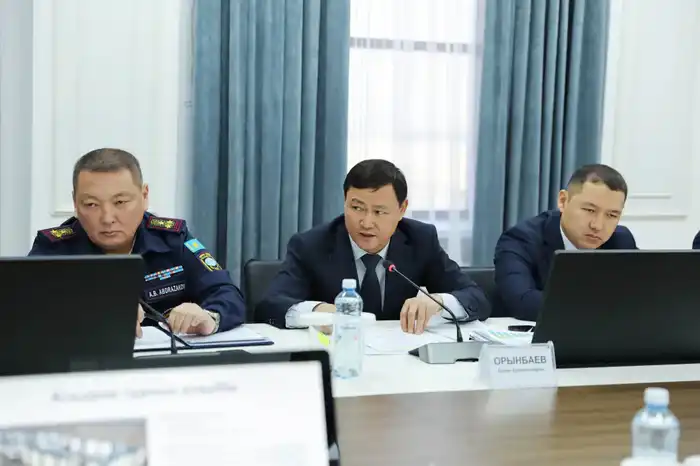 На страже от водной стихии: Ербол Карашукеев готовит Жамбылскую область к паводкам {city2}