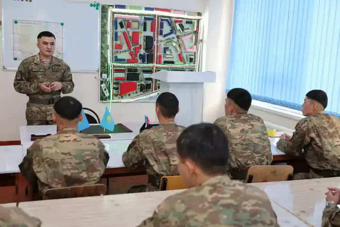 Солдат-полиглот из Национальной гвардии свободно говорит на семи языках (3)