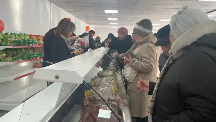 В Караганде открылся социальный павильон с продуктами от фермеров Каркаралинского района (2)