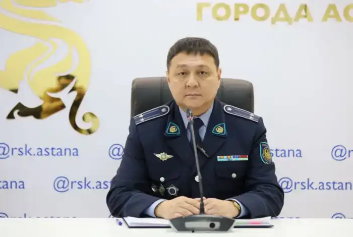 В Астане в новогоднюю ночь дежурят более 3 тысяч полицейских для обеспечения безопасности на праздниках {city2}