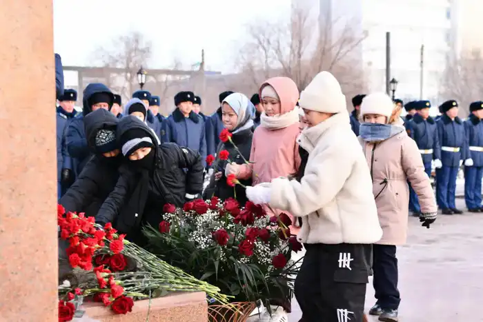 В Актюбинской области прошли мероприятия, посвященные памяти Алии Молдагуловой (10)