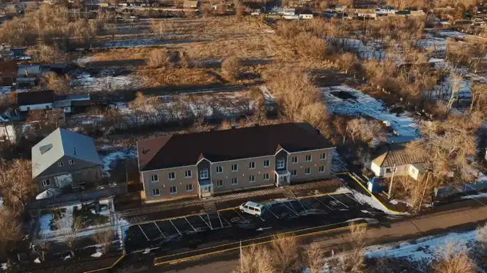 Новый дом как надежда: уютное пристанище для очередников в Карагандинской области {city2}