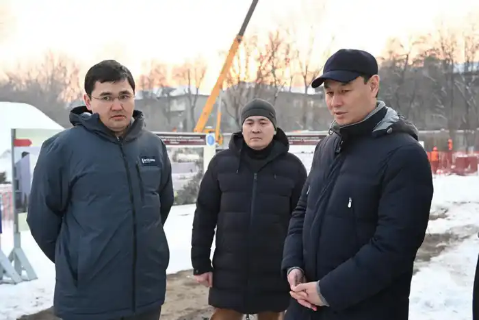 Дархан Сатыбалды ознакомился с ходом модернизации медицинских учреждений Алматы (7)