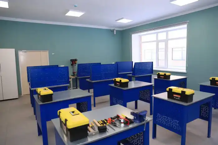 Аким области посетил комфортную школу на 2000 мест в микрорайоне Есет батыр (4)