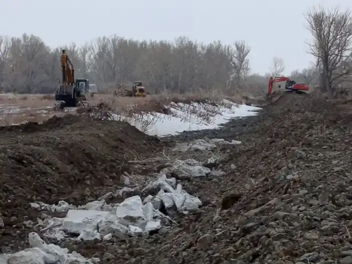 Реконструкция канала «Победа» в Восточно-Казахстанской области: шаг к улучшению инфраструктуры и экологии региона {city2}