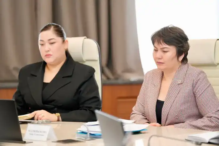 ВКО по объёму прямых иностранных инвестиций находится на 3 месте в стране (6)