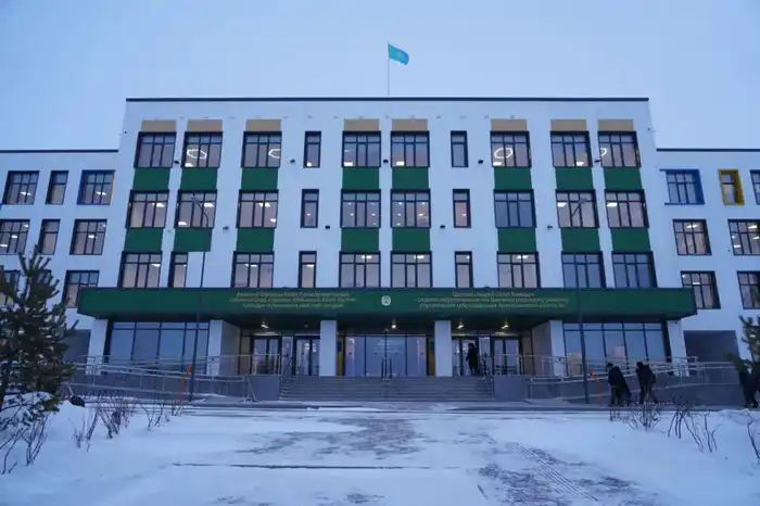 В Акмолинской области ликвидированы трехсменные и аварийные школы (2)