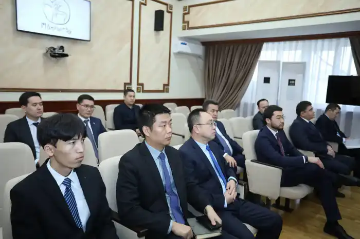 Обсуждение международных проектов в сфере энергетики и водоснабжения с компанией Power China в Мангистауской области {city2}