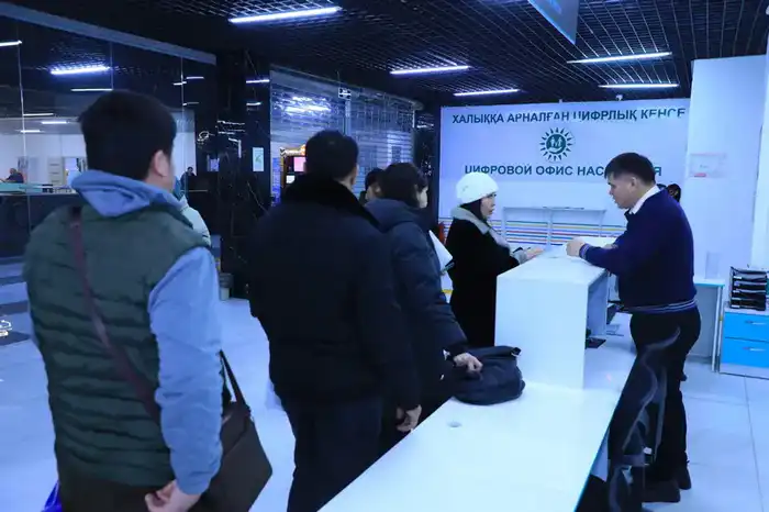 Открытый диалог и цифровые сервисы: в Карагандинской области прошла акция «Азбука правопорядка» (6)