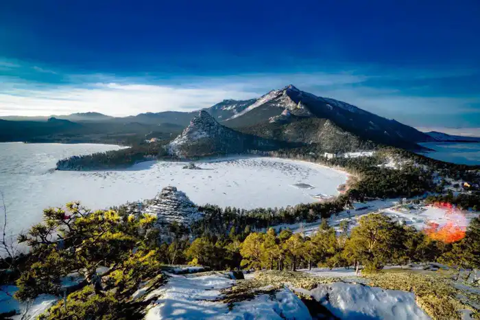В 2025 году Акмолинская область приняла 1,6 млн туристов, 98% из которых - внутренние путешественники {city2}