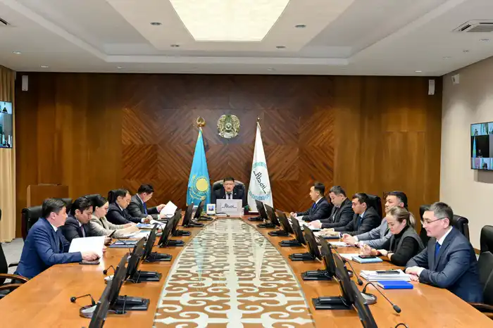 Развитие образования в области Абай: акцент на качество и модернизацию школ {city2}