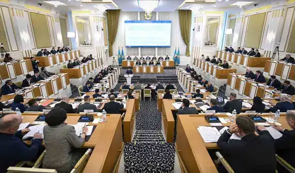 Обновление Конституции в Казахстане: усиление прав человека и семейных ценностей {city2}