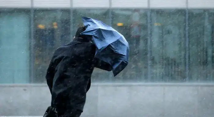 Астану ожидает снежный шторм: спасатели призывают жителей быть осторожными {city2}