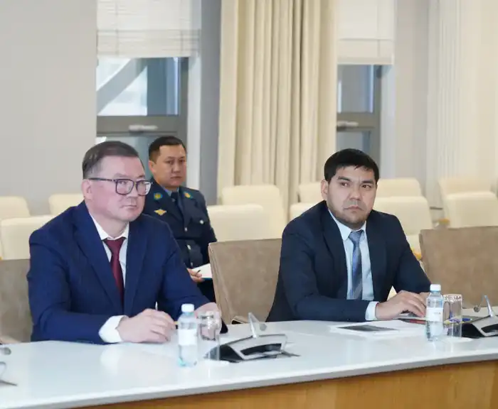 Усиленные меры по содержанию дорог в Туркестанской области обеспечат безопасность пассажиров зимой {city2}