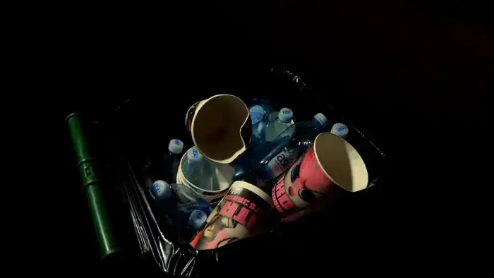 Кино и чистота: зрители убрали за собой мусор! {city2}