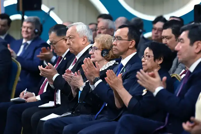 Выступление Главы государства Касым-Жомарта Токаева на V заседании Национального курултая (3)