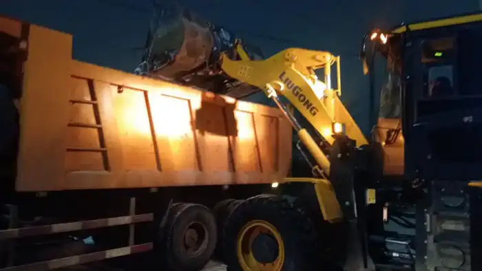 Тепло днём, морозы ночью: коммунальные службы Астаны в битве с зимними стихиями {city2}