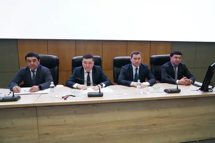 В Туркестане началось совещание по вопросам борьбы с коррупцией в квазигосударственном секторе {city2}