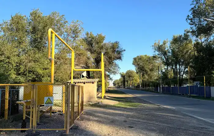 Улучшение инфраструктуры в Кербулакском районе: положительное влияние на жизненные условия населения {city2}