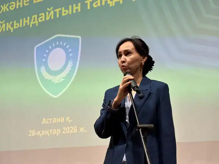 В Астане школьники обсудили важность осознанного выбора профессии на встрече «Закон и вдохновение» {city2}