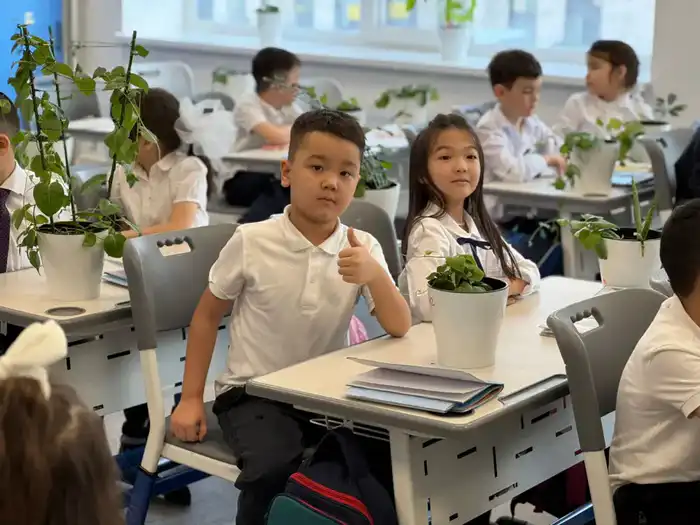 В столичной школе стартовал экологический проект «От ростка к фито-классу», направленный на воспитание любви к природе у детей. {city2}
