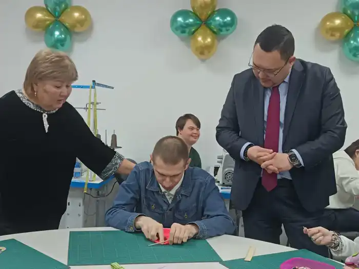 Швейная мастерская: стиль и адаптация в Алматы! {city2}