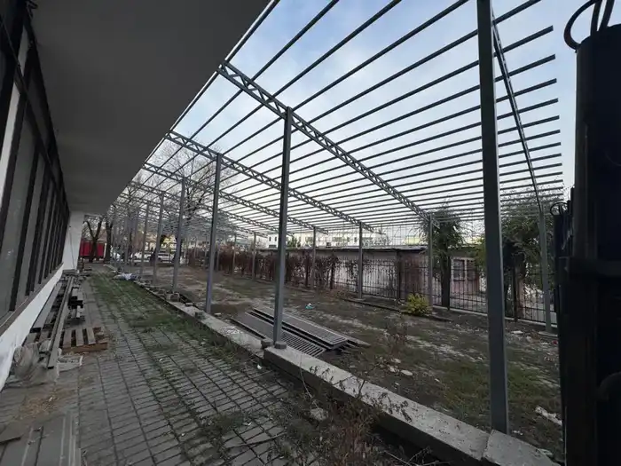 В Алматы снесли очередное незаконное сооружение (5)