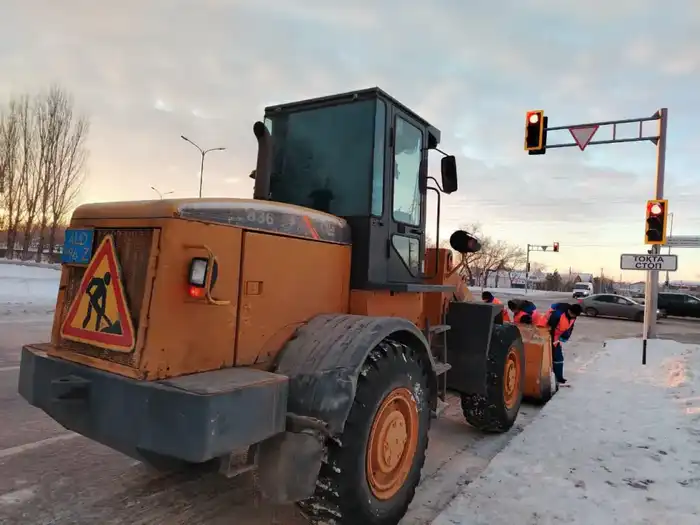 Более двух миллионов кубометров снега вывезли из Астаны с начала зимы (3)