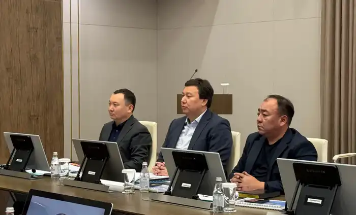 Асхат Шахаров встретился с акимами региона {city2}