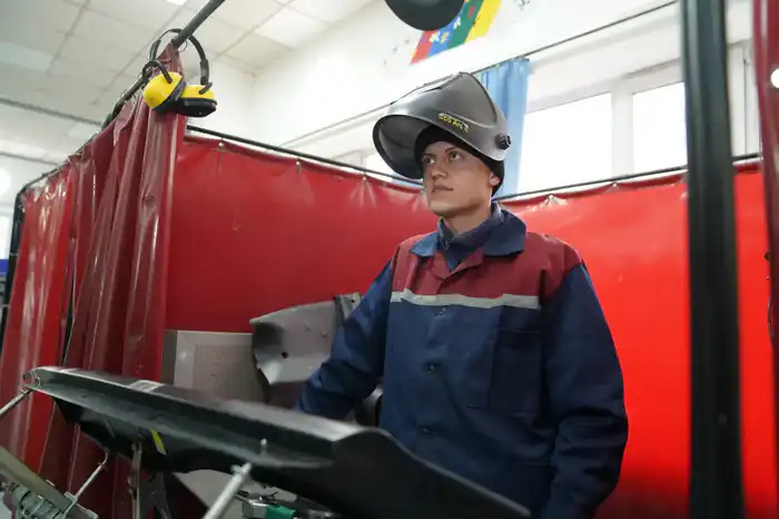 Шахтинский технологический колледж успешно прошел аккредитацию по специальности «Сварочное дело», открывая новые горизонты для студентов {city2}