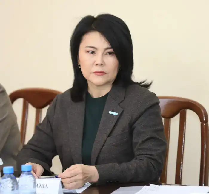 Актюбинцев приняли по личным вопросам (8)