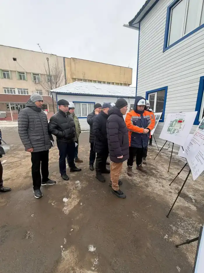 Заместитель акима Алматы проинспектировал строительство социальных объектов в Наурызбайском районе (4)